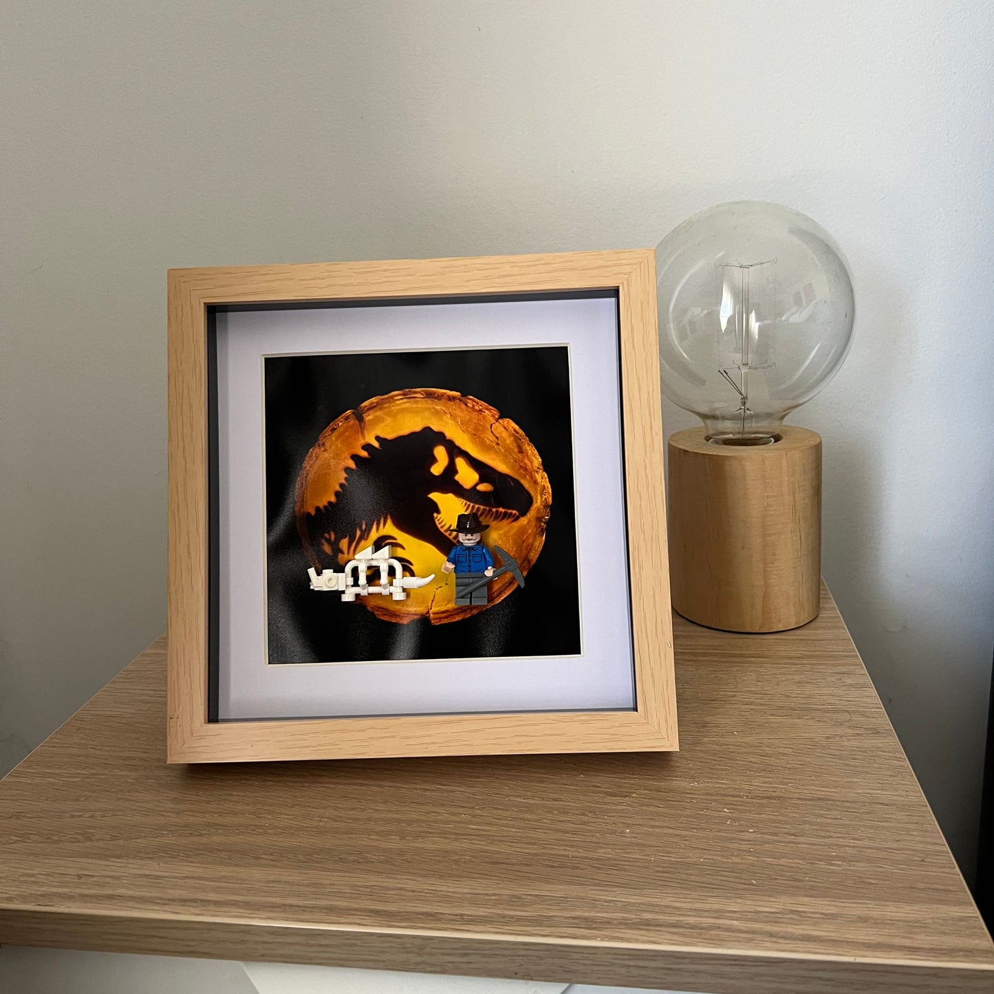 Jurassic Park Minifigure Frame