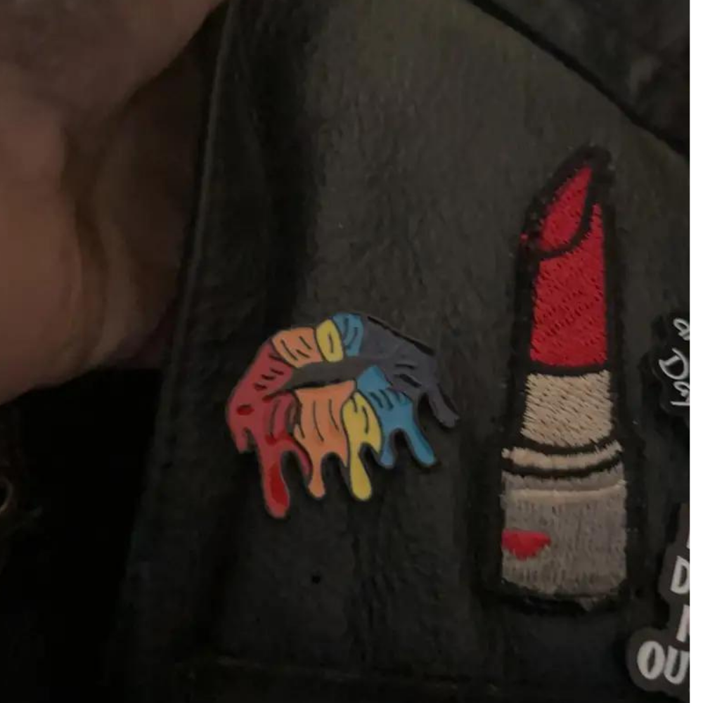 Colourful Lips Pin